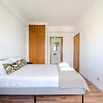 Mira Bracara By House And People Braga