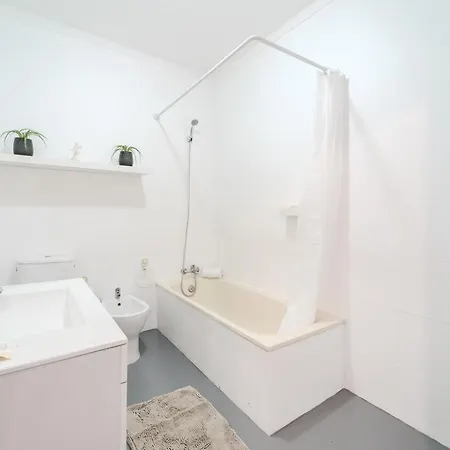 Apartment Mira Bracara By House And People *